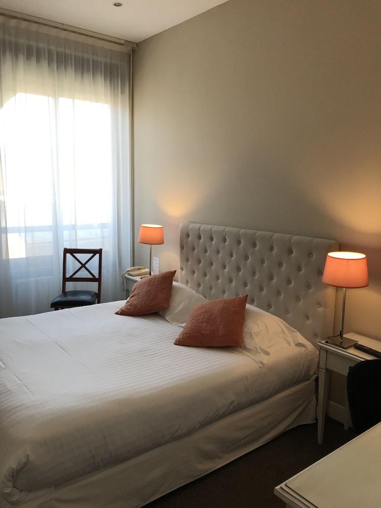 Hotel Le Renoir Sarlat-la-Canéda Exteriör bild