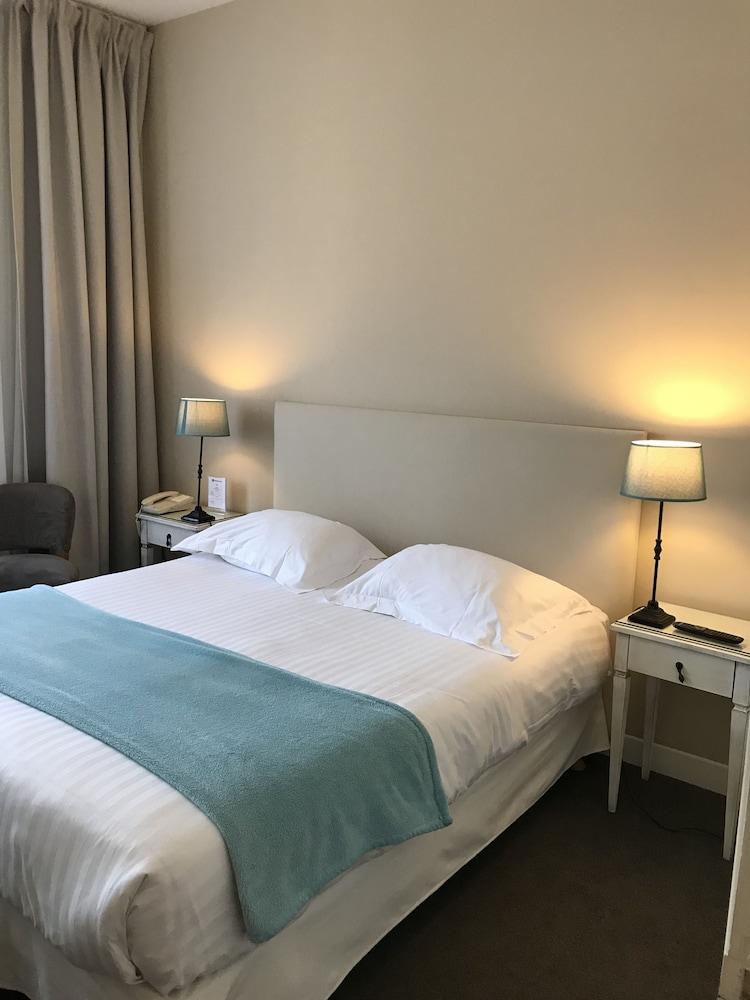 Hotel Le Renoir Sarlat-la-Canéda Exteriör bild